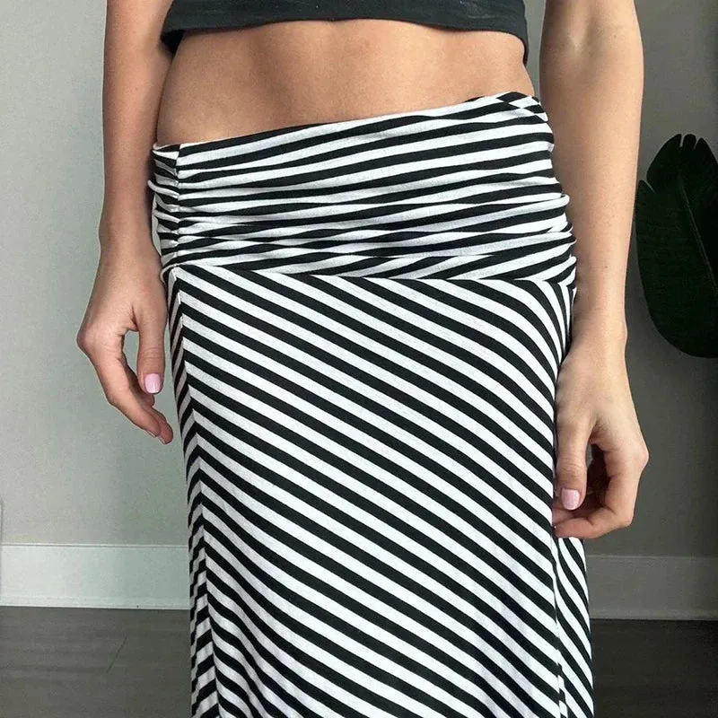 Amozae Black White Striped Women Skirt Folds Detail Elegant Fashion Fall Long Skirt Casual Minimalism Lady Street Outfits