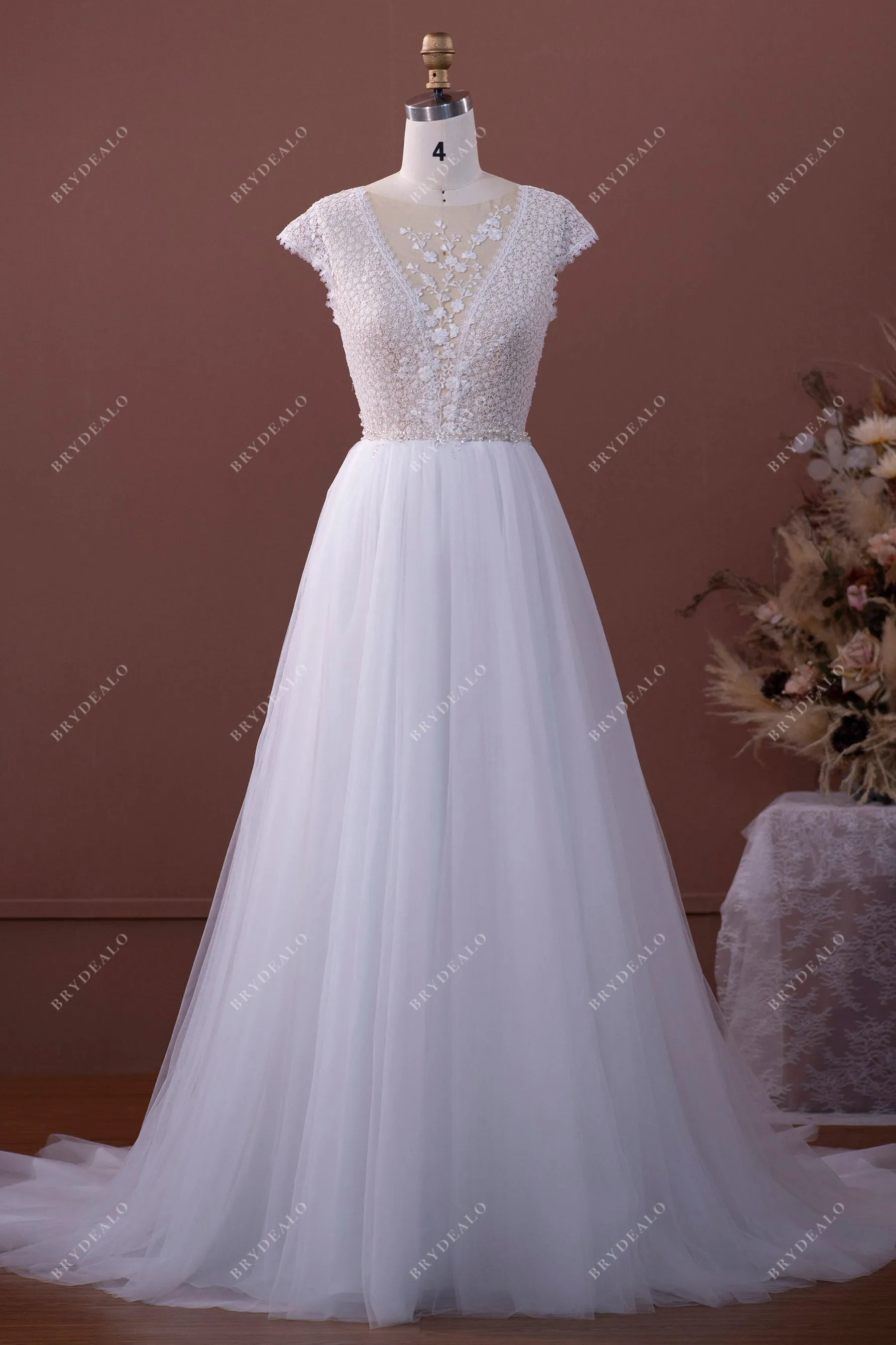 Cap Sleeve Boho Floral Lace A-line Tulle Bridal Gown