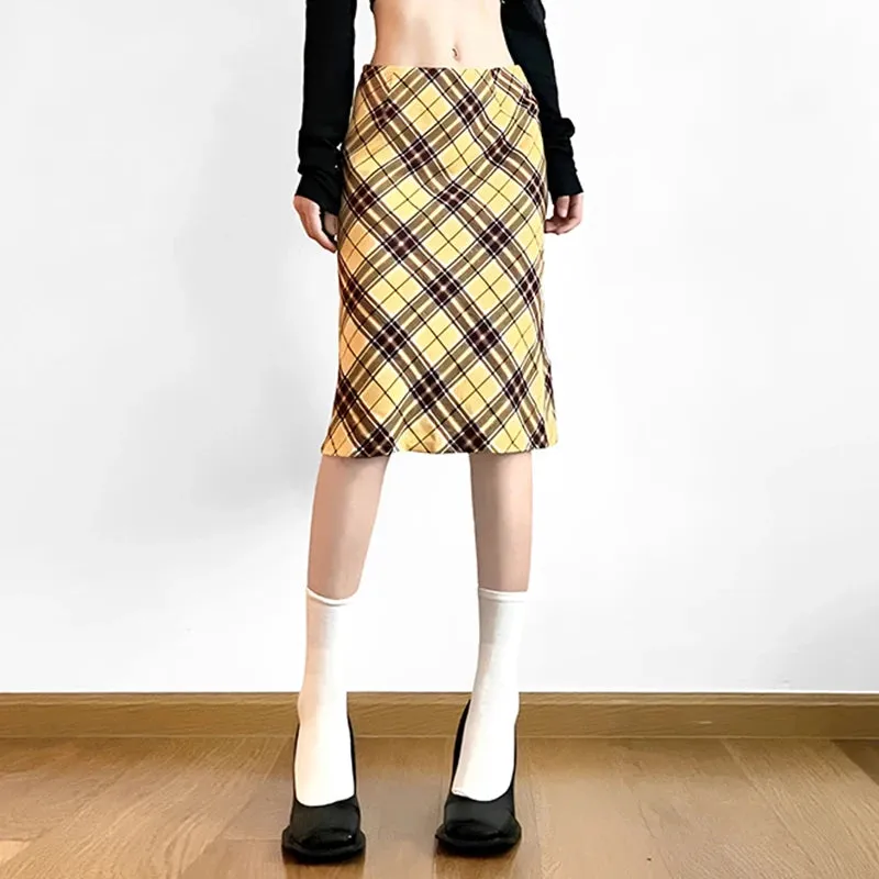 Elegant Vintage Yellow Plaid Skirt Women Low Rise Straight Checkered Harajuku Midi Skirt England Style Bottoms Korean