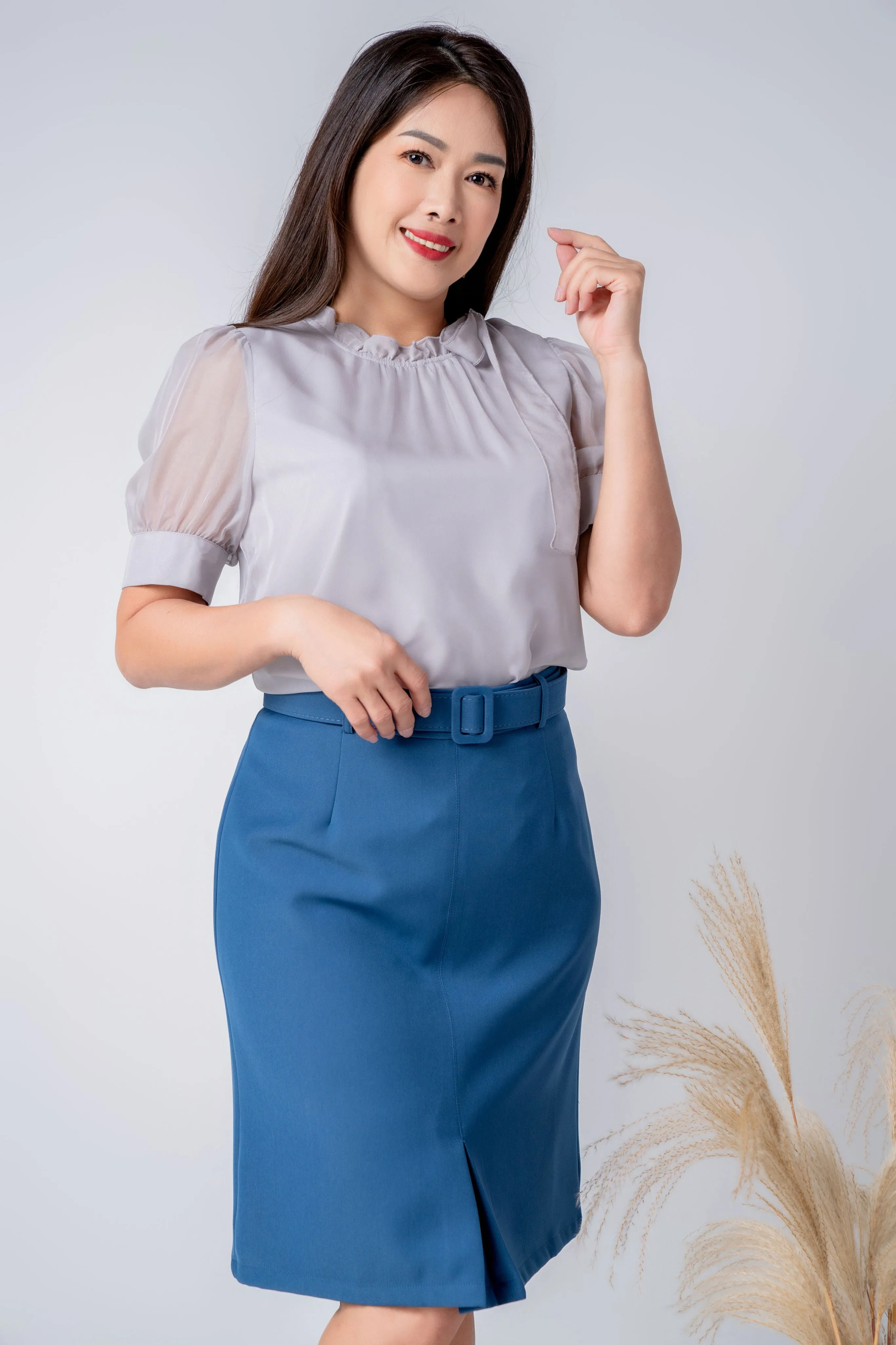 Front Pleat Skirt With Belt