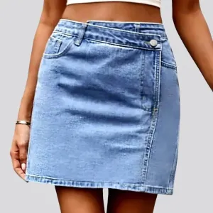 Mini jean shorts
 for women