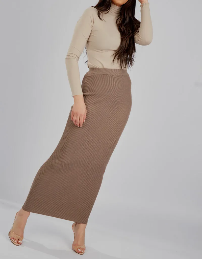 Ribbed Knit Skirt - Shades of Brown