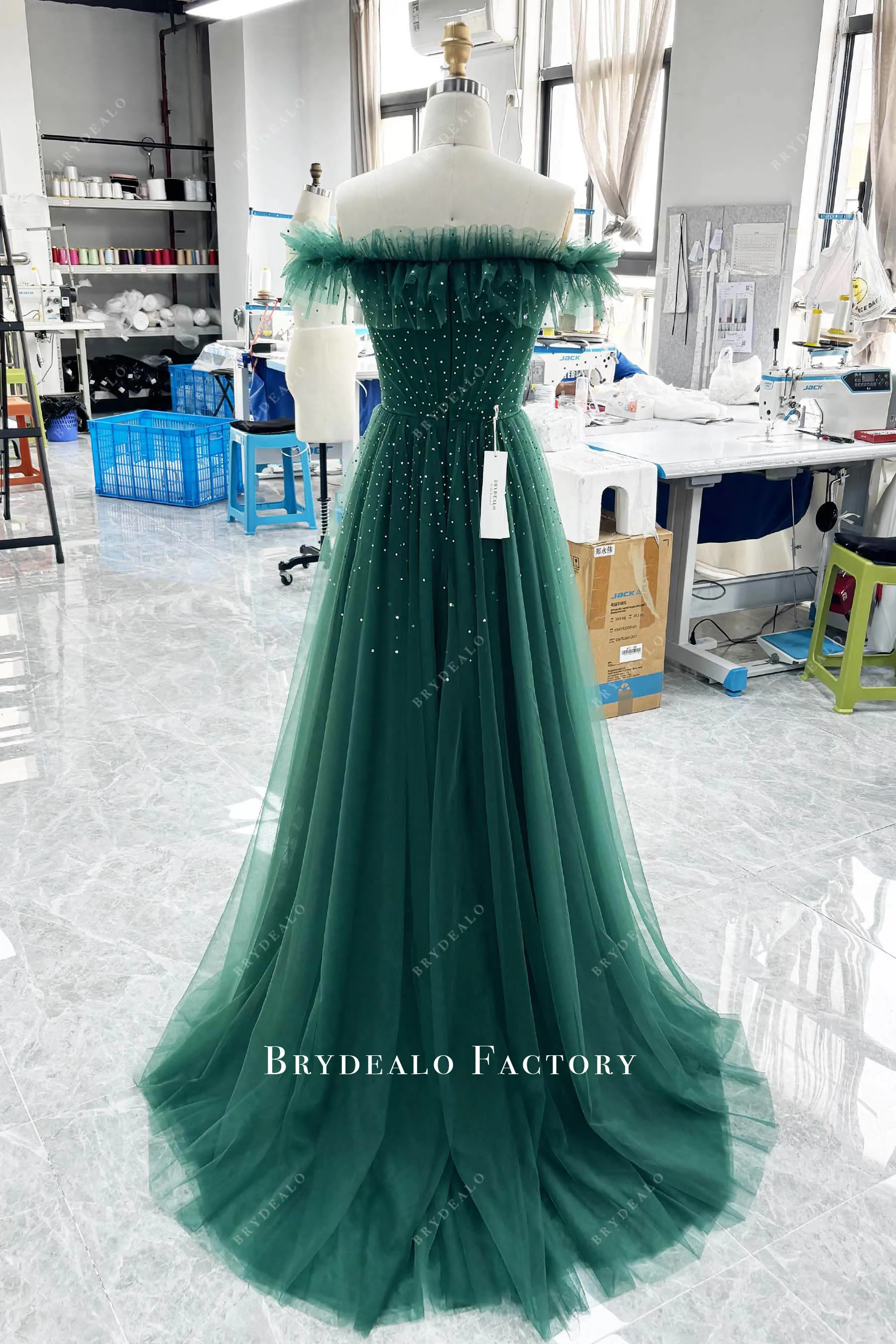 Shimmer Dark Green Tulle A-line Long Evening Prom Dress